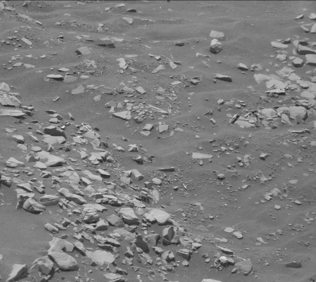 Sol 2873: Mast Camera (Mastcam)