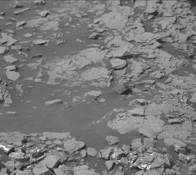 Sol 2873: Mast Camera (Mastcam)