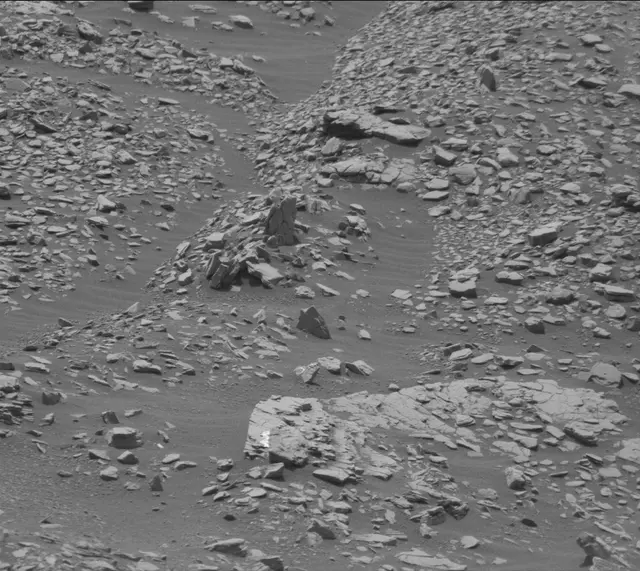Sol 2874: Mast Camera (Mastcam)