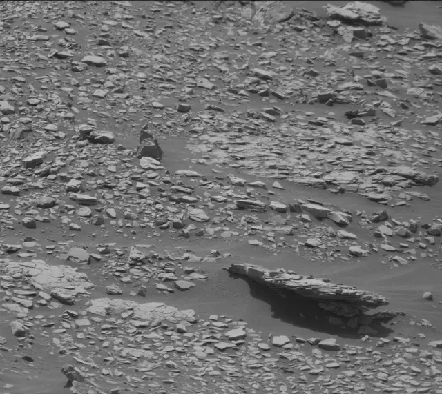 Sol 2874: Mast Camera (Mastcam)