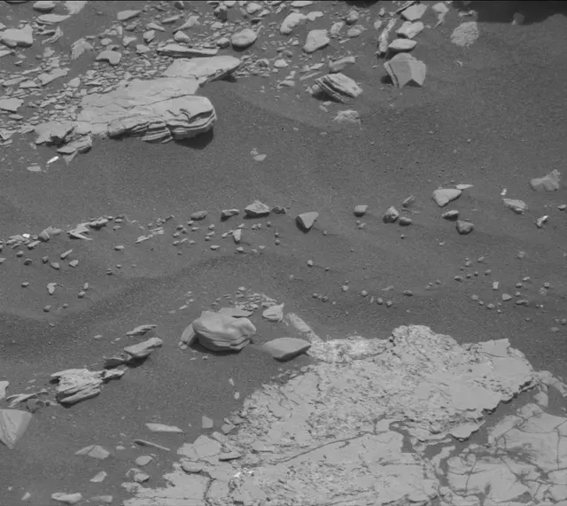 Sol 2876: Mast Camera (Mastcam)