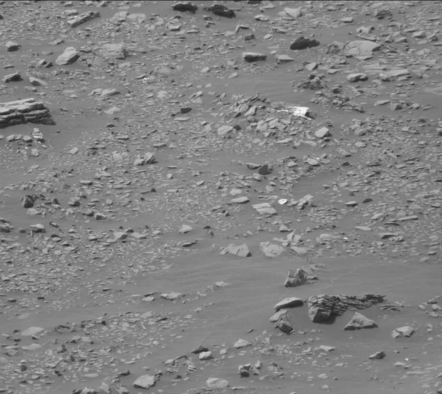 Sol 2877: Mast Camera (Mastcam)