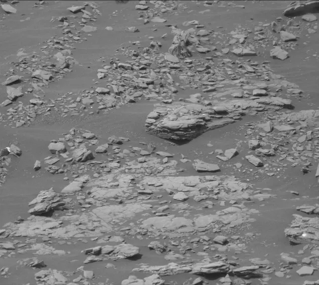 Sol 2877: Mast Camera (Mastcam)