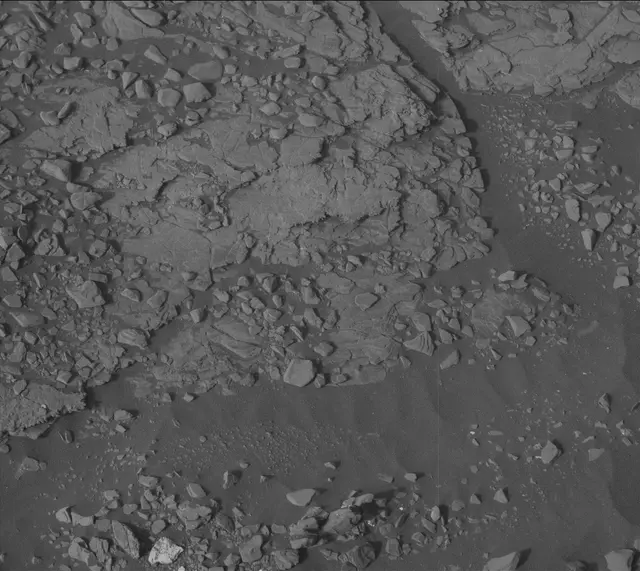 Sol 2882: Mast Camera (Mastcam)