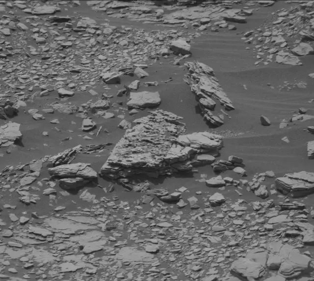 Sol 2882: Mast Camera (Mastcam)