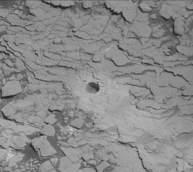 Sol 2887: Mast Camera (Mastcam)