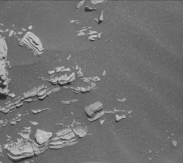 Sol 2889: Mast Camera (Mastcam)