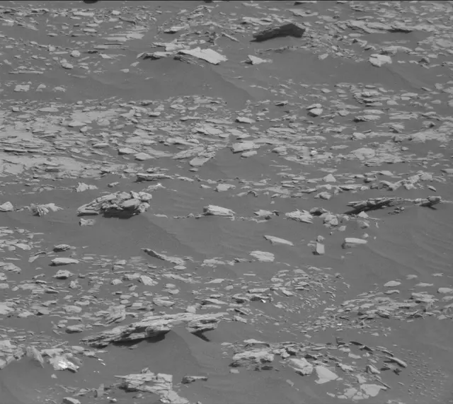 Sol 2889: Mast Camera (Mastcam)