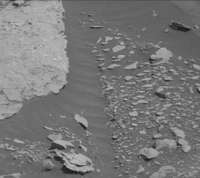 Sol 2889: Mast Camera (Mastcam)