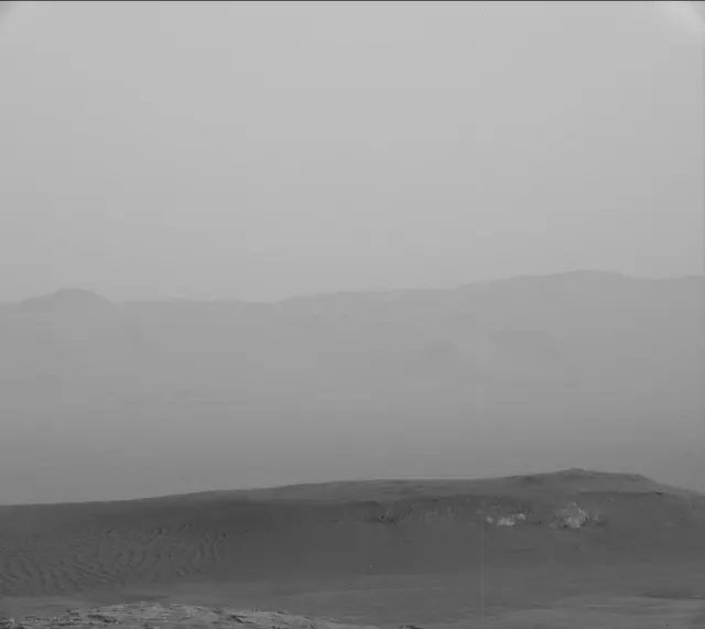 Sol 2890: Mast Camera (Mastcam)