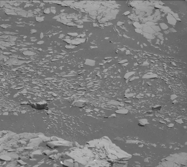 Sol 2891: Mast Camera (Mastcam)