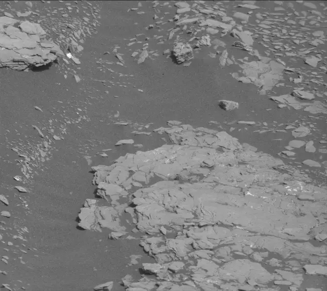 Sol 2891: Mast Camera (Mastcam)