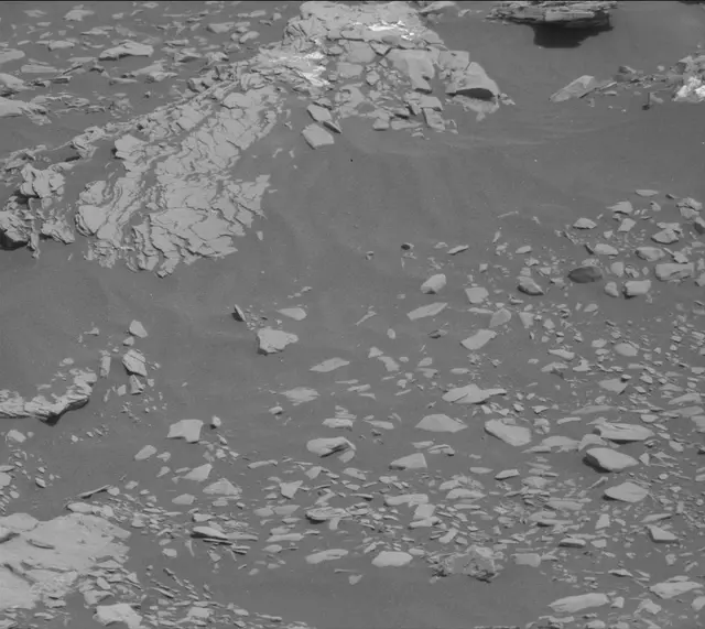 Sol 2893: Mast Camera (Mastcam)