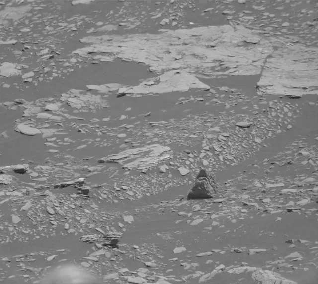 Sol 2893: Mast Camera (Mastcam)