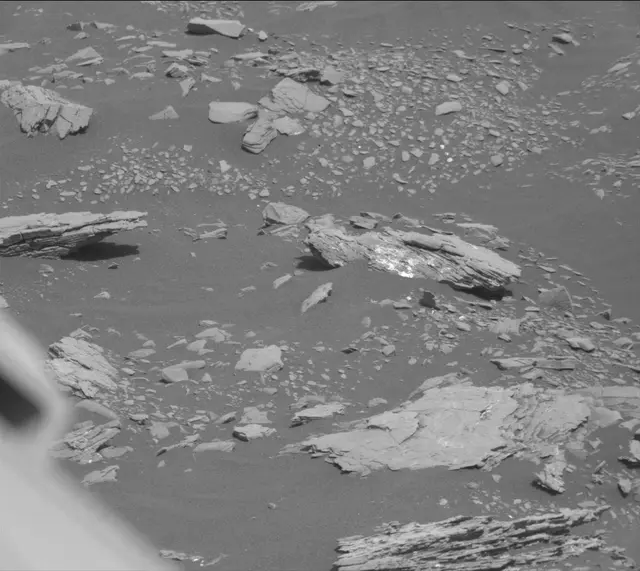 Sol 2893: Mast Camera (Mastcam)