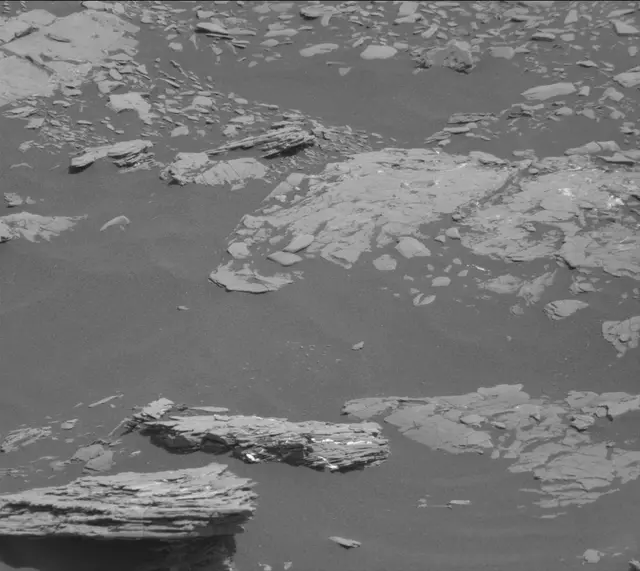 Sol 2893: Mast Camera (Mastcam)