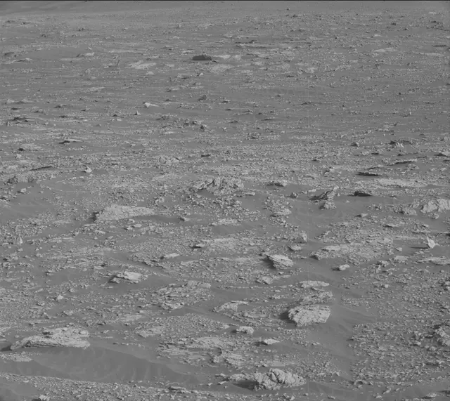 Sol 2904: Mast Camera (Mastcam)