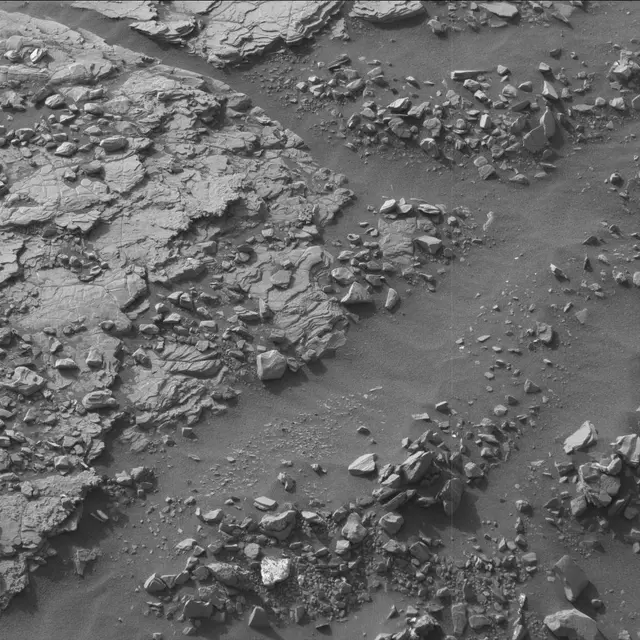Sol 2904: Mast Camera (Mastcam)