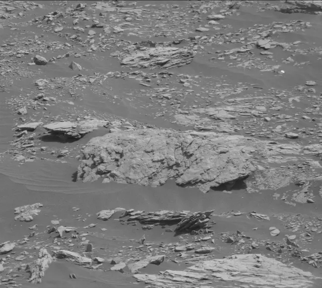 Sol 2904: Mast Camera (Mastcam)