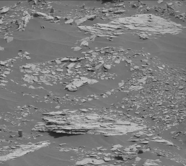 Sol 2904: Mast Camera (Mastcam)