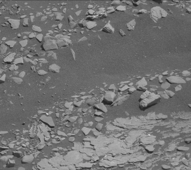 Sol 2904: Mast Camera (Mastcam)