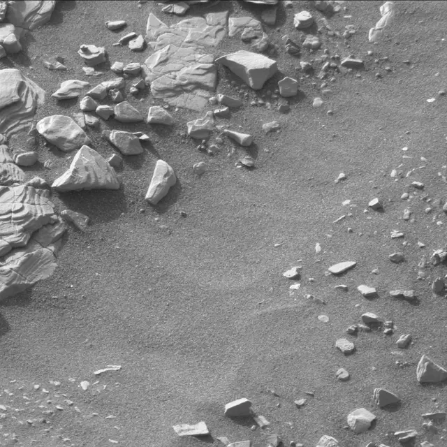 Sol 2904: Mast Camera (Mastcam)