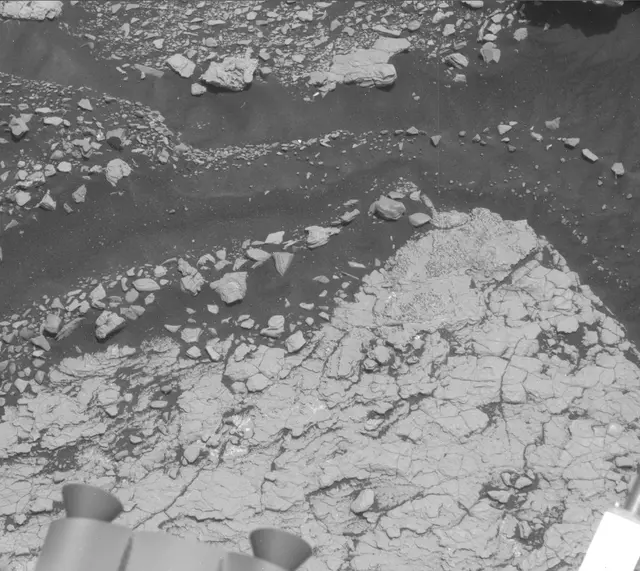 Sol 2909: Mast Camera (Mastcam)