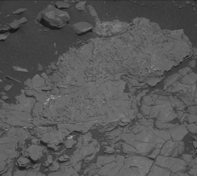Sol 2909: Mast Camera (Mastcam)