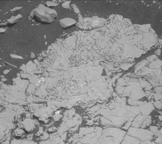 Sol 2909: Mast Camera (Mastcam)