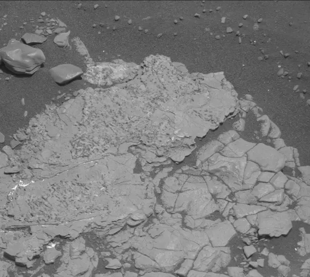 Sol 2910: Mast Camera (Mastcam)
