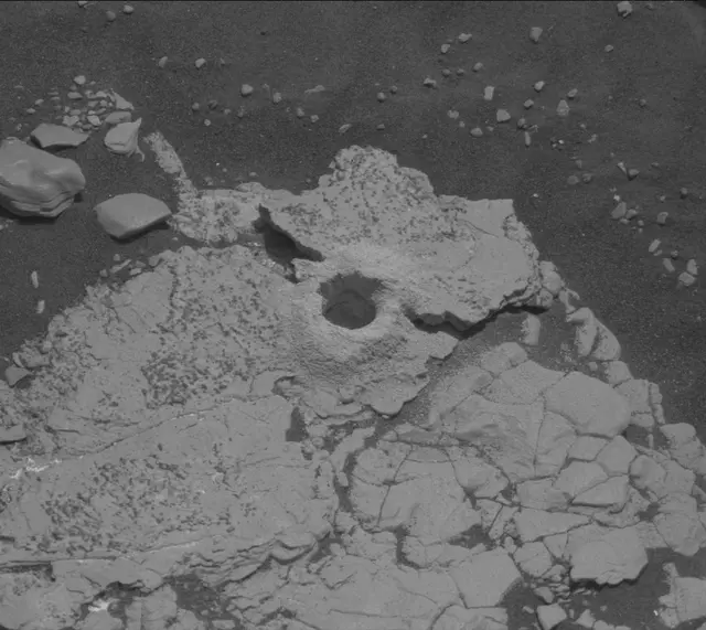 Sol 2911: Mast Camera (Mastcam)