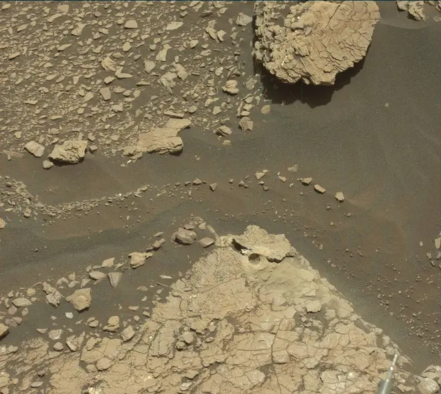 Sol 2914: Mast Camera (Mastcam)