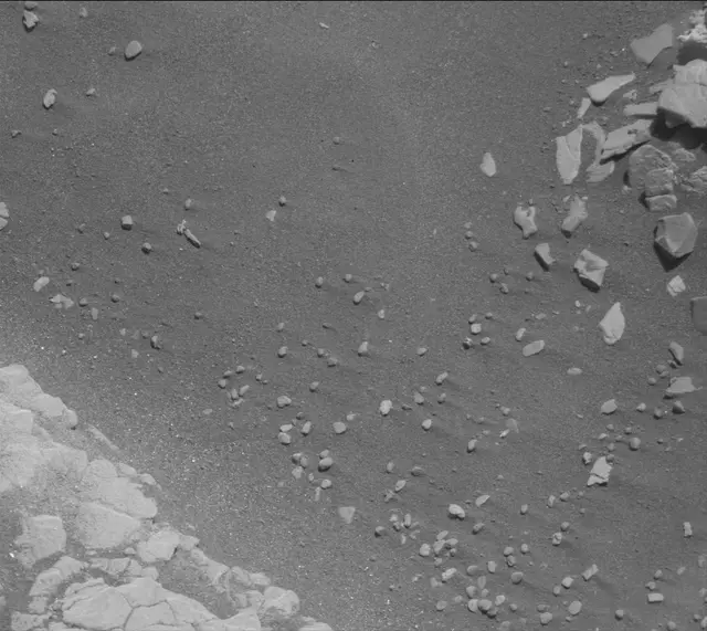 Sol 2920: Mast Camera (Mastcam)