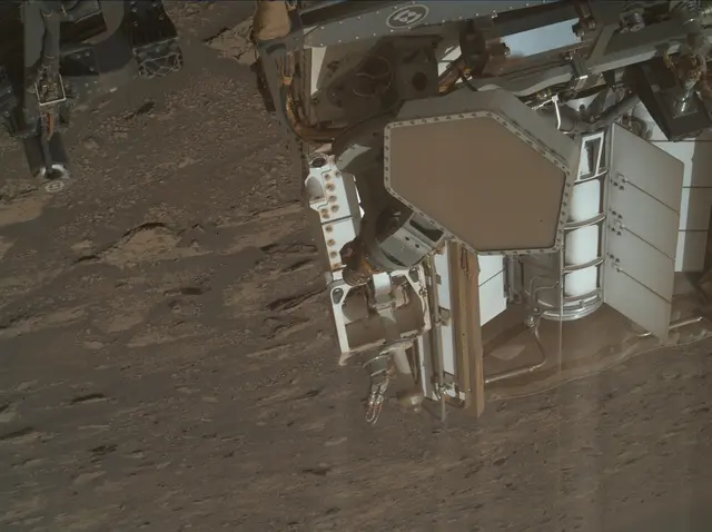 Sol 2922: Mars Hand Lens Imager (MAHLI)