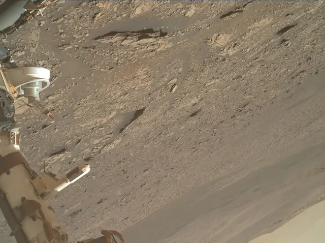 Sol 2922: Mars Hand Lens Imager (MAHLI)