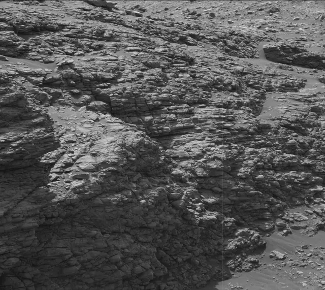 Sol 2923: Mast Camera (Mastcam)