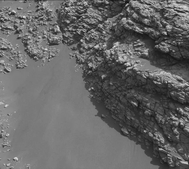 Sol 2923: Mast Camera (Mastcam)