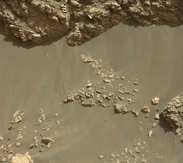 Sol 2923: Mast Camera (Mastcam)