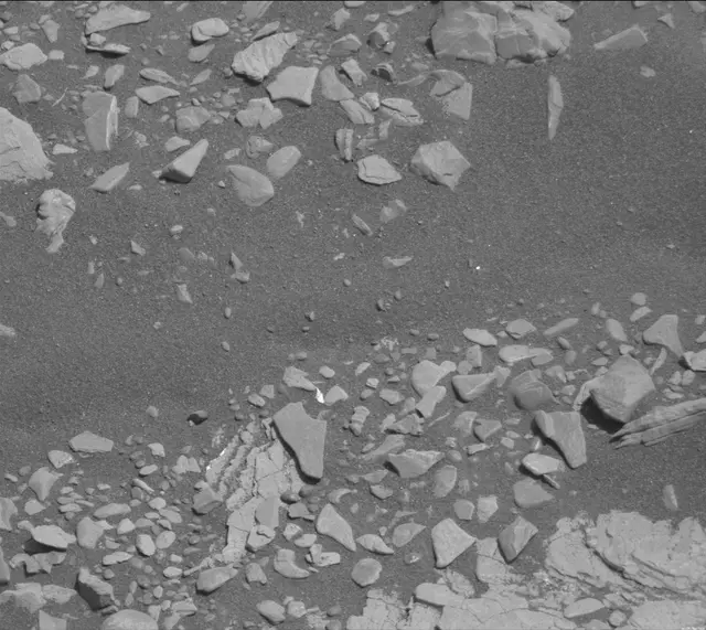 Sol 2923: Mast Camera (Mastcam)