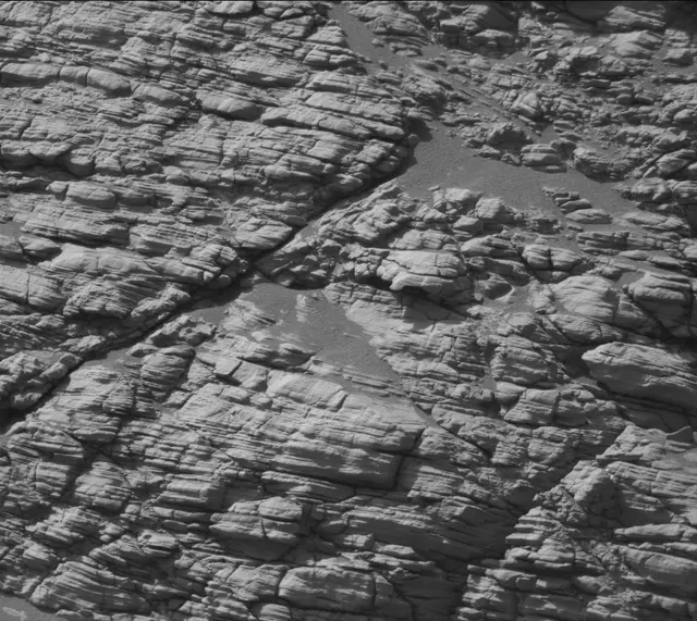 Sol 2924: Mast Camera (Mastcam)