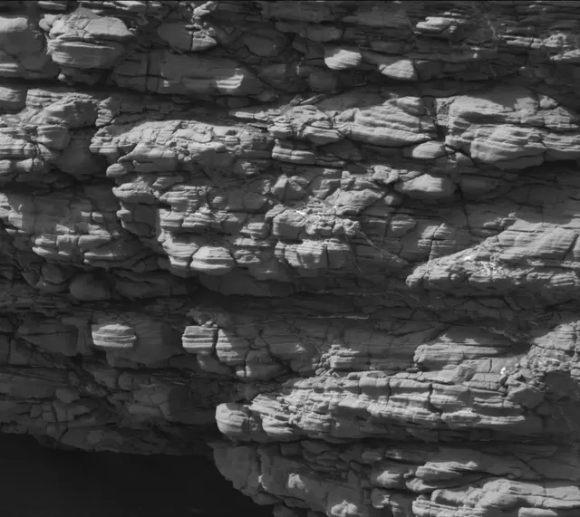Sol 2924: Mast Camera (Mastcam)