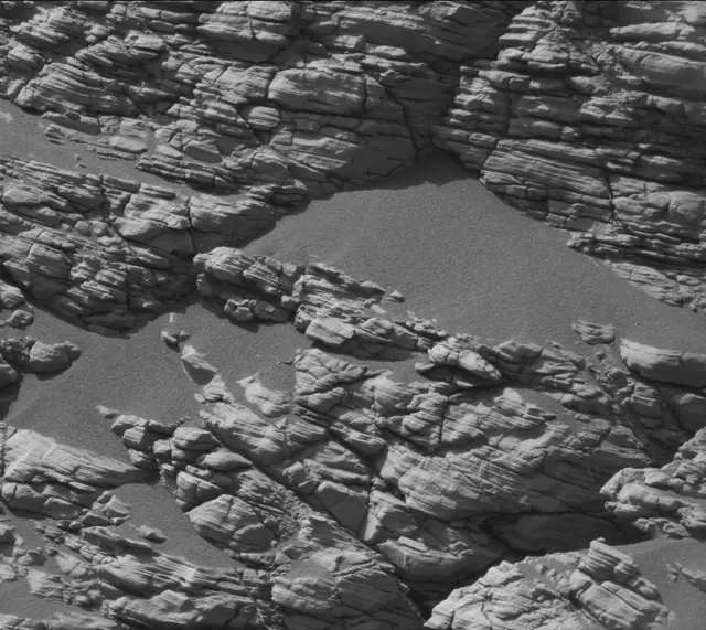 Sol 2924: Mast Camera (Mastcam)
