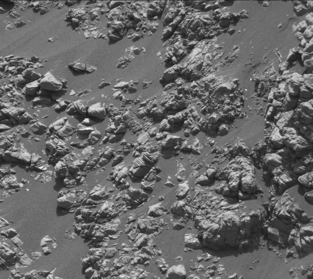 Sol 2924: Mast Camera (Mastcam)