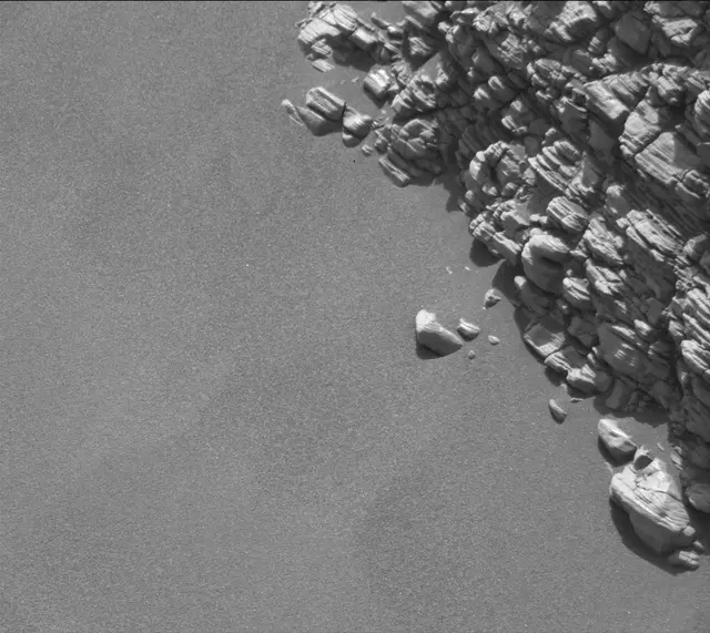 Sol 2924: Mast Camera (Mastcam)