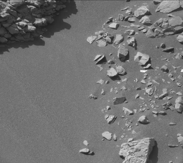 Sol 2924: Mast Camera (Mastcam)