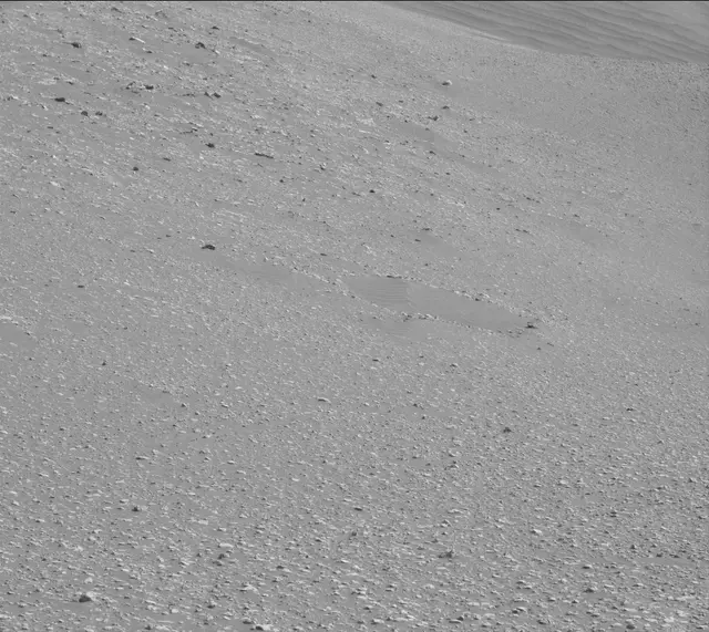 Sol 2925: Mast Camera (Mastcam)