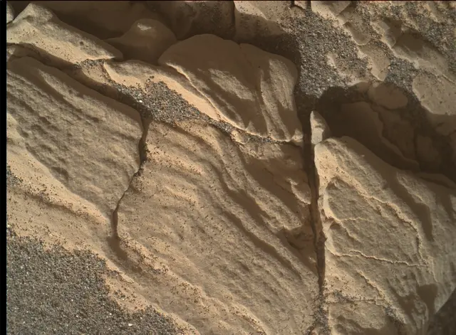 Sol 2925: Mars Hand Lens Imager (MAHLI)
