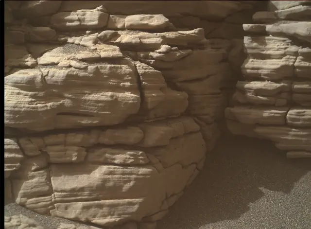 Sol 2926: Mars Hand Lens Imager (MAHLI)