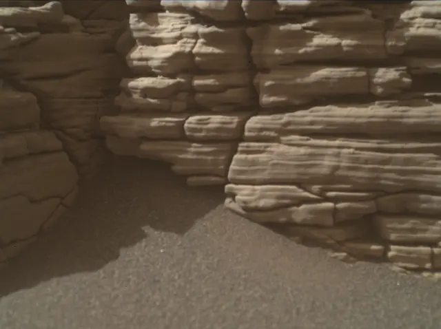 Sol 2926: Mars Hand Lens Imager (MAHLI)