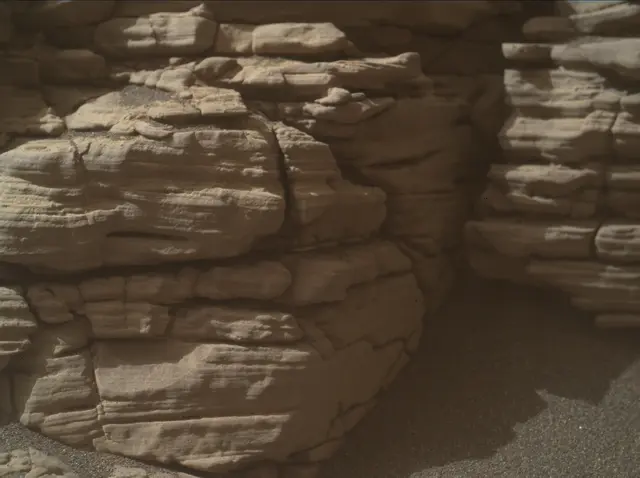Sol 2926: Mars Hand Lens Imager (MAHLI)